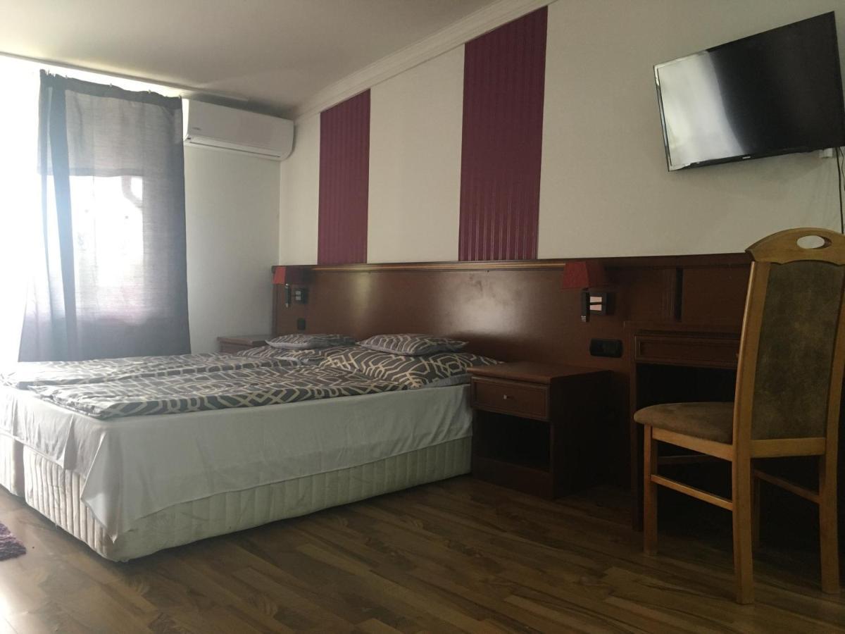 Termal Apartman นีย์รบาตอร์ ภายนอก รูปภาพ