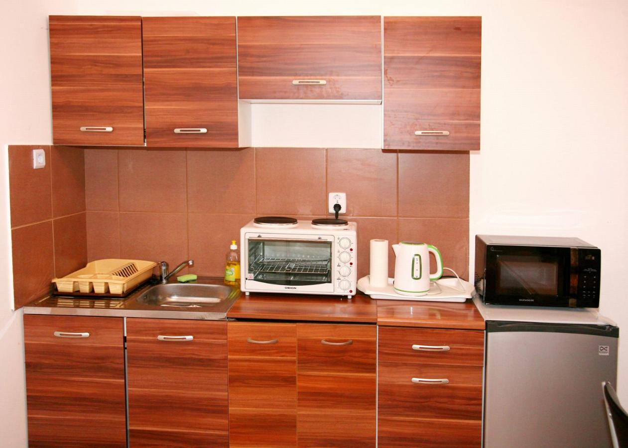 Termal Apartman นีย์รบาตอร์ ภายนอก รูปภาพ